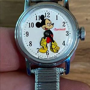 Rare 1971 Vintage Ingersoll Mickey Mouse Watch  Spidel Band